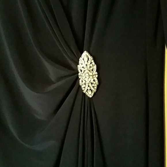 Long dress - Picture 3 of 7